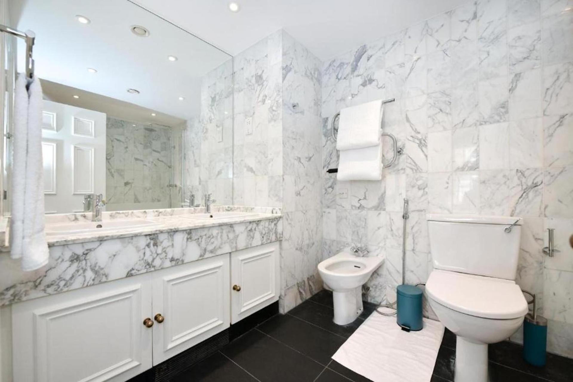 Charming 3-bed In Apartment *